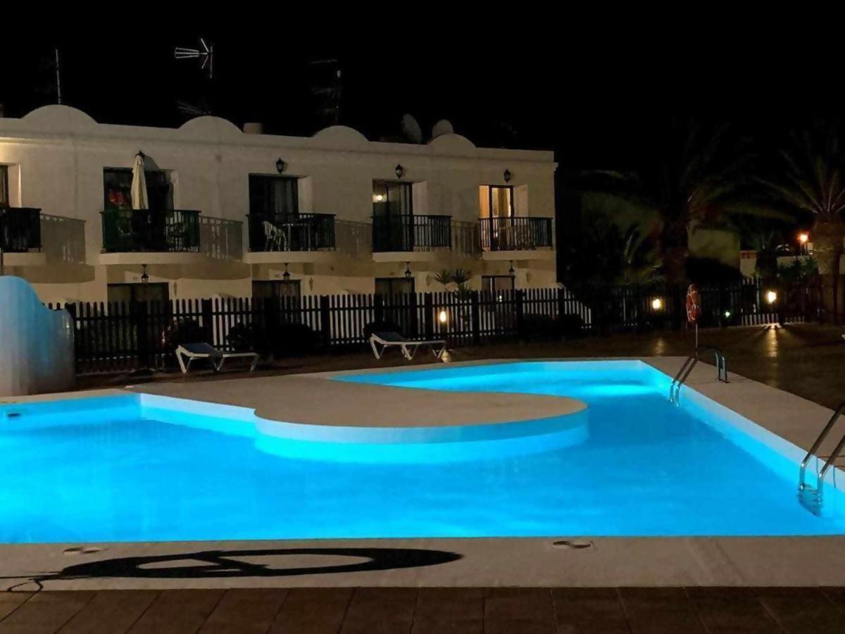 Sol Y Sal Con Vista A La Piscina (Adults Only) コラレホ エクステリア 写真