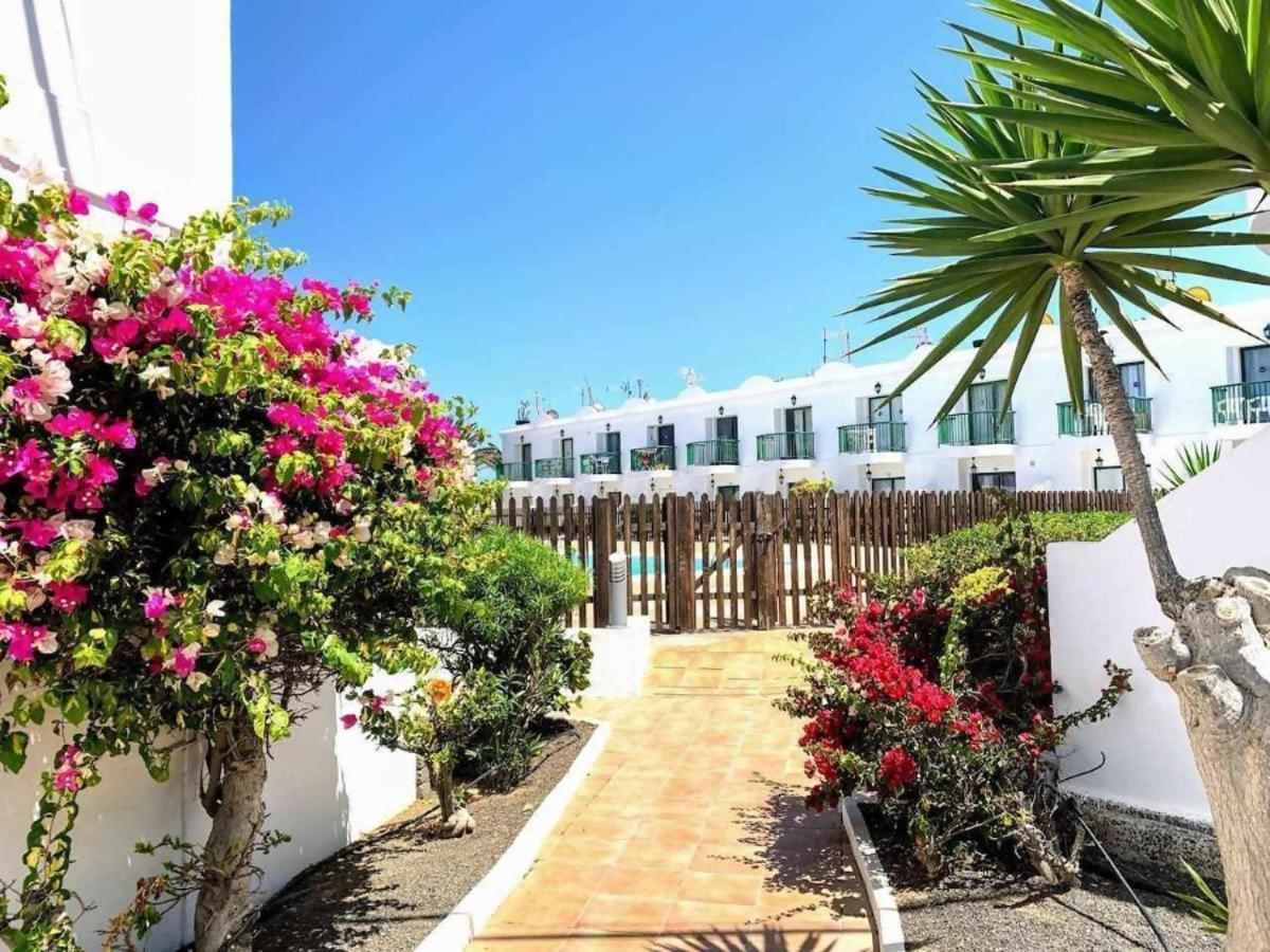 Sol Y Sal Con Vista A La Piscina (Adults Only) コラレホ エクステリア 写真